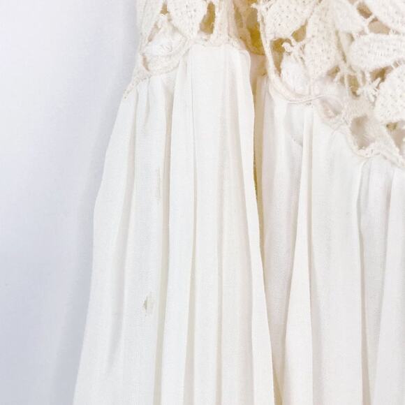 Lovecat for Lulus White Embroidered Bustier Mini Dress Strapless Sundress NWT - Picture 4 of 11